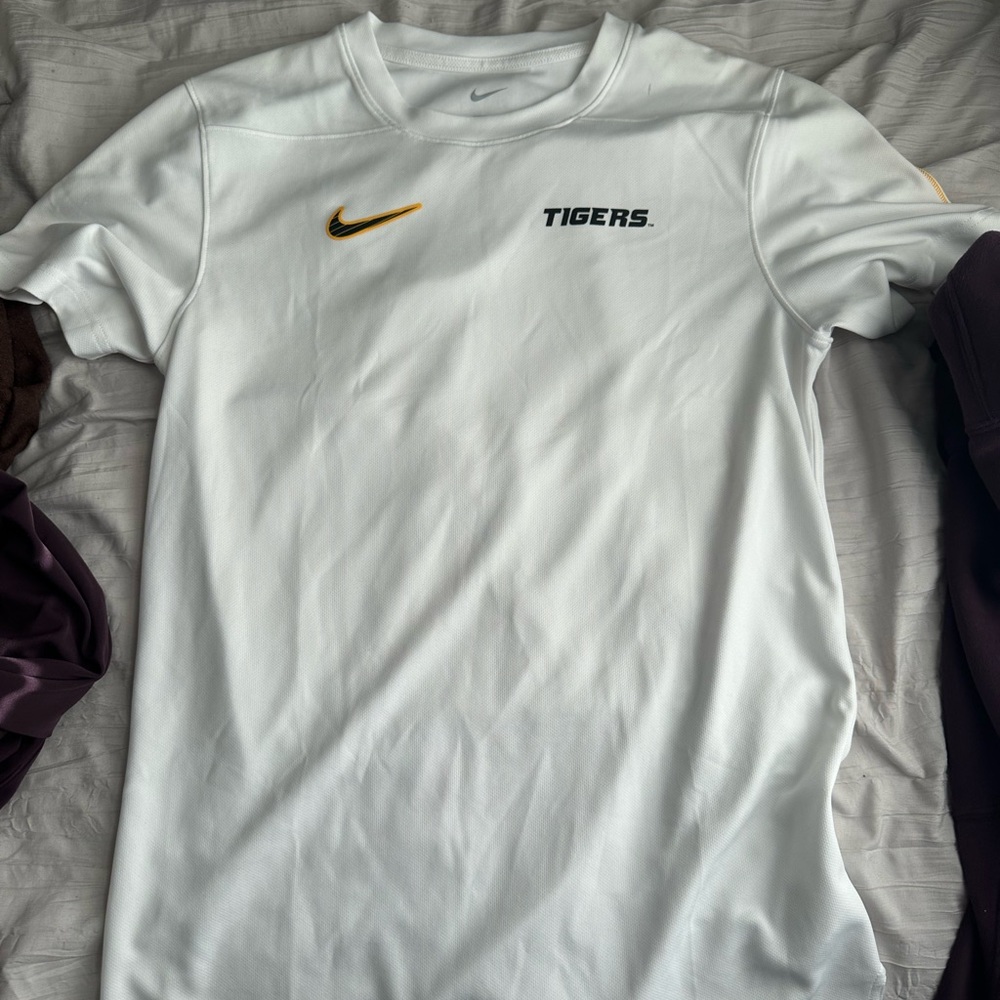Nike White Short-Sleeve 'Tigers' Athletic Tee with Gold Swoosh